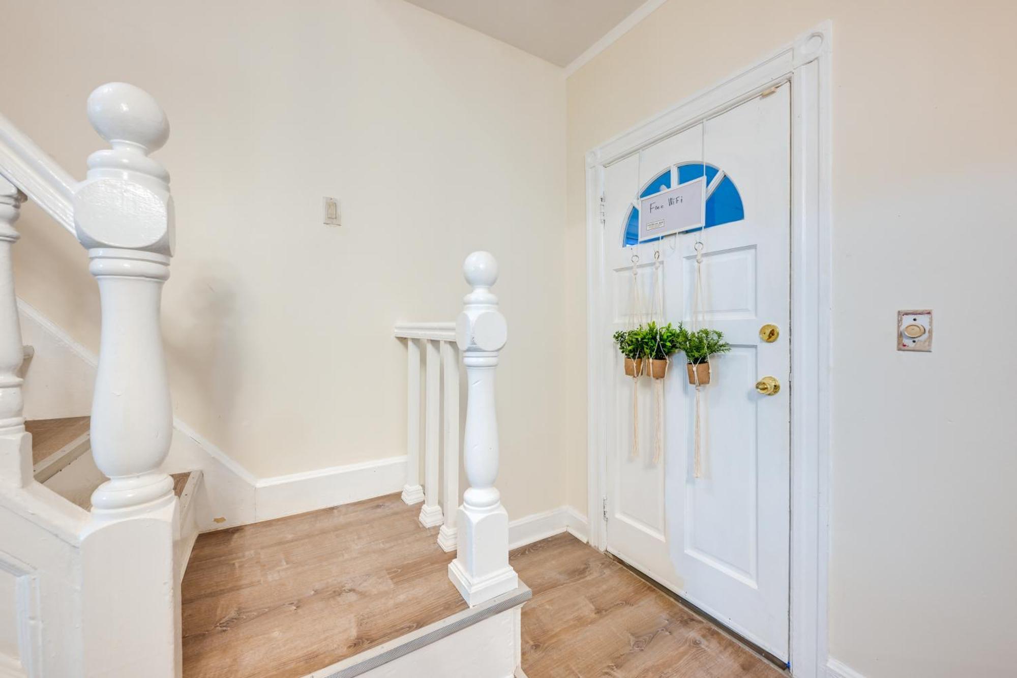 Charming Long Island Home With Fenced Yard! Freeport Exteriér fotografie