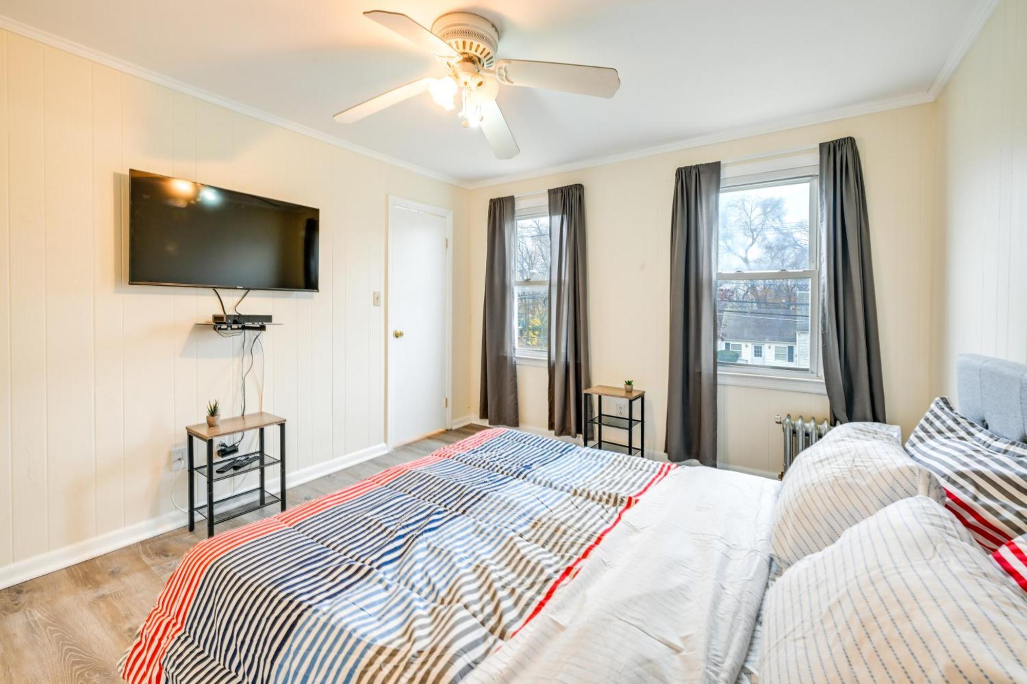 Charming Long Island Home With Fenced Yard! Freeport Exteriér fotografie