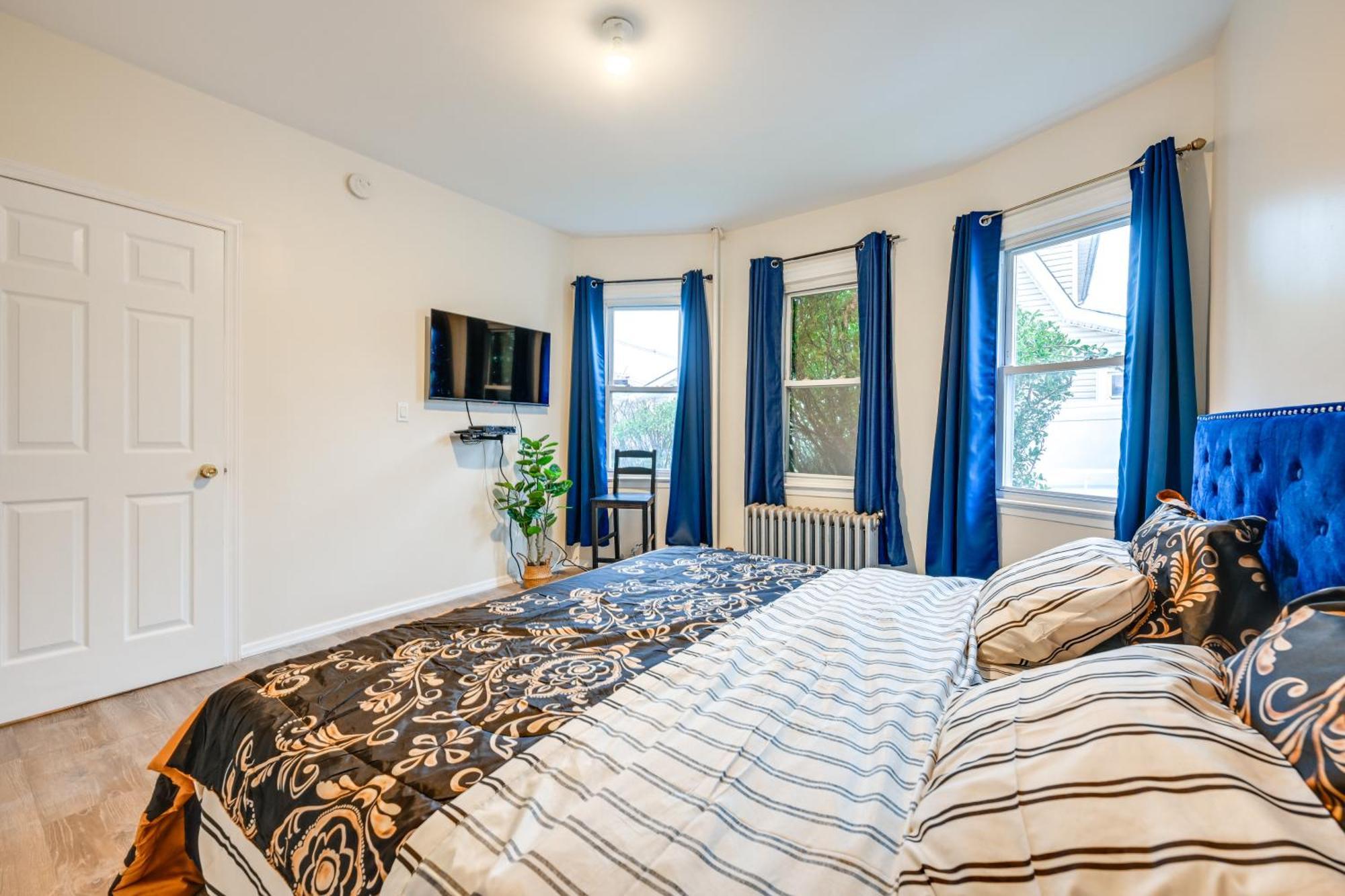 Charming Long Island Home With Fenced Yard! Freeport Exteriér fotografie